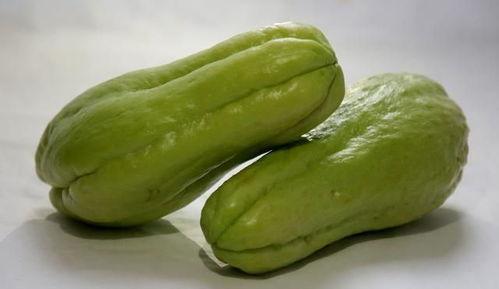 佛手瓜施肥可以吃鸡粪吗,鸡粪使用指南